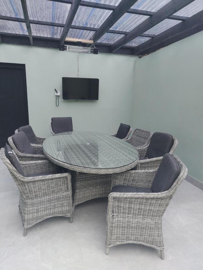 Tribeca Stay Galway Exterior photo
